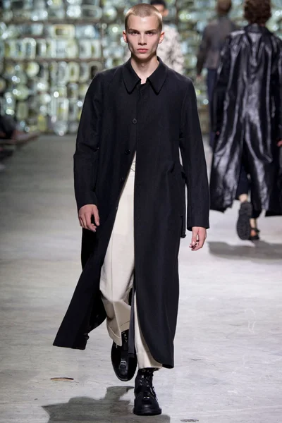 Look 52